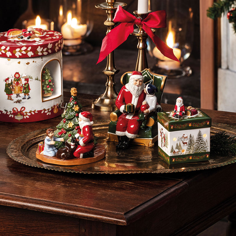 Villeroy & Boch Christmas Toy's Kerstman Op Stoel