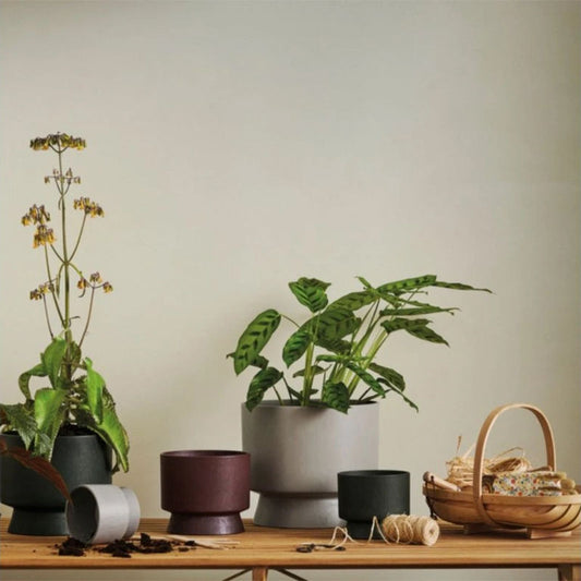 Rosendahl Reduce Bloempot Medium – Bloempot Van Rosendahl In Rvs-Glanzend 100% Gerecycled Plastic