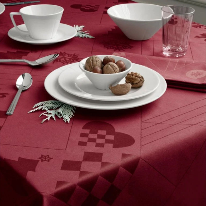 Rosendahl Natale Damask Tafelkleed Rood – Kersttafelkleed Van Rosendahl In Rvs-Glanzend Katoen, Polyester