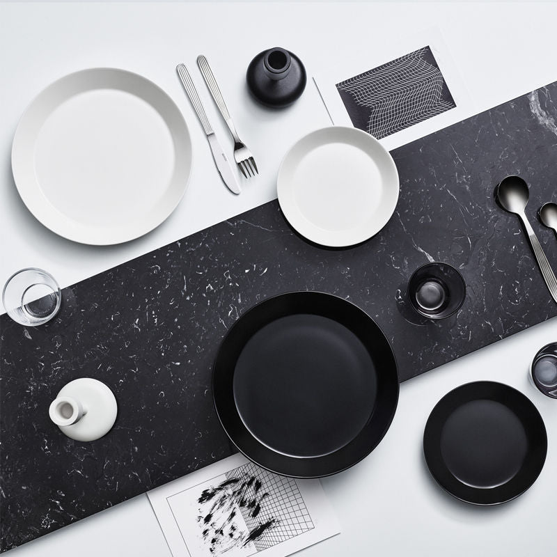 Iittala Teema Dinerbord 26 Cm – Bord Van Iittala In Meerkleurig, Rood Porselein