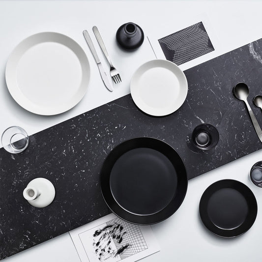 Iittala Teema Dinerbord 26 Cm – Bord Van Iittala In Meerkleurig, Rood Porselein