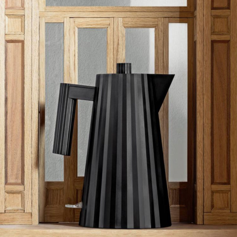 Alessi Plissé Waterkoker Zwart – Waterkoker Van Alessi In Geel