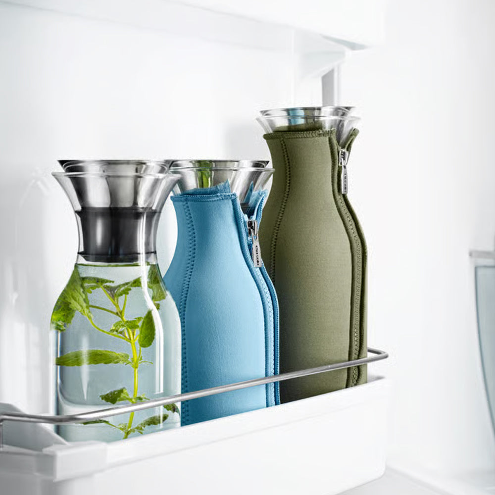 Eva Solo Fridge Karaf Inclusief Hoes Zwart 1 L