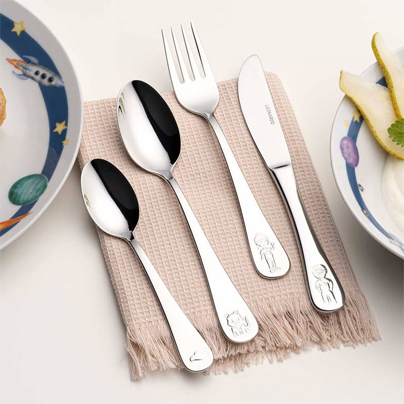 Leonardo Bambini Avventura Kinderbestek Set 4-Delig – Kinderbestek Van Leonardo In Rood Roestvrij Staal