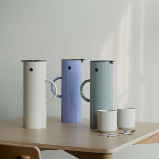 Stelton Em77 Thermoskan Sand 1 L – Thermoskan Van Stelton In Rvs-Mat Kunststof