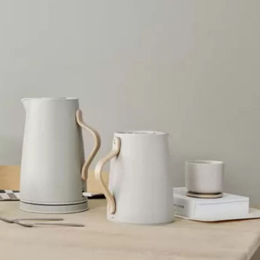 Stelton Emma Waterkoker Sand 1,2 L