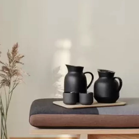 Stelton Amphora Thermoskan Soft Black 1 L