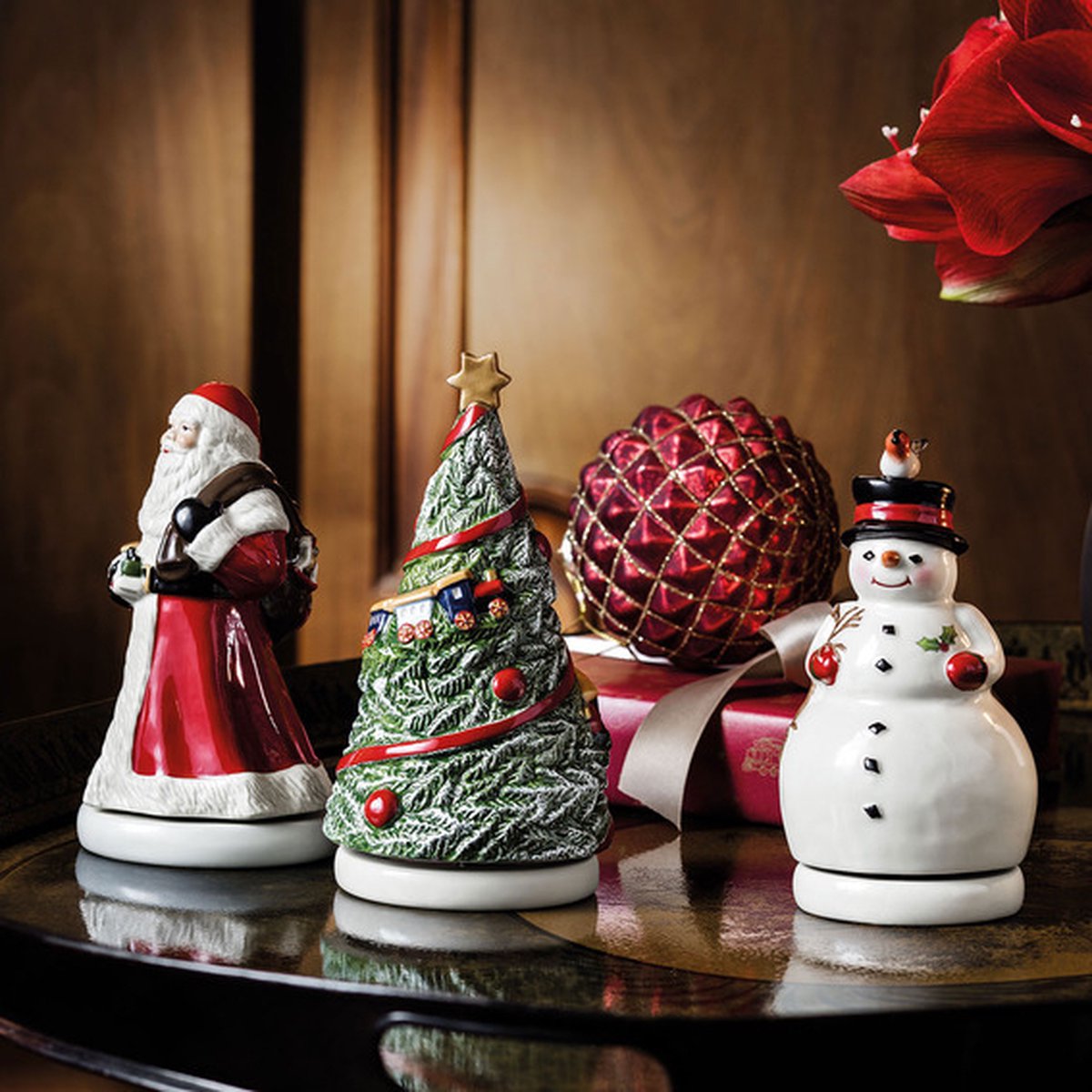 Villeroy & Boch Nostalgic Melody Kerstman Draaiend