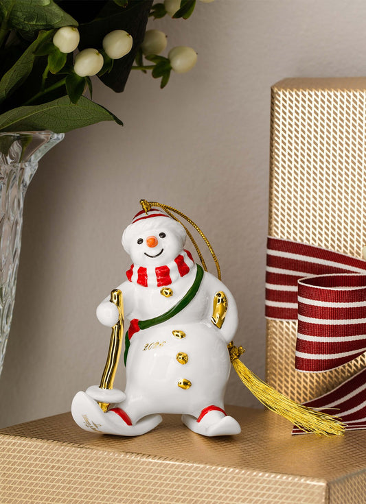 Villeroy & Boch Christmas Classics Ornament Sneeuwpop 2026